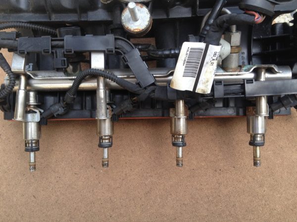 Injectoare Injector VW Passat CC 2.0 TSI 06H906036G 06H 906 036 G 06H906036P 06H 906 036 P - Dezmembrari Auto
