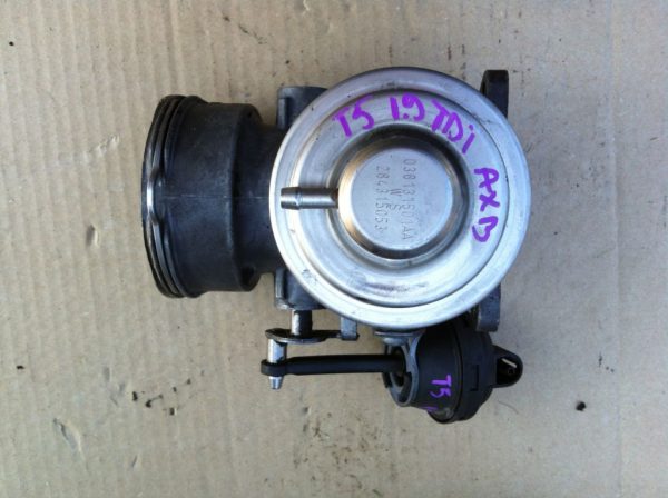 EGR VW Transporter 5 1.9 tdi 038131501AA - Dezmembrari Auto