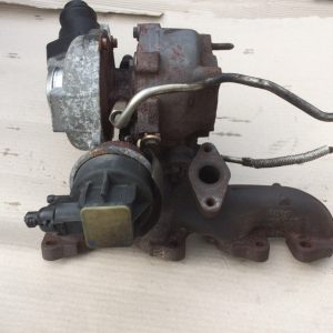 Turbosuflanta Audi Q5 2.0 tdi 03L145702E 03L 145 702 E - Dezmembrari Auto