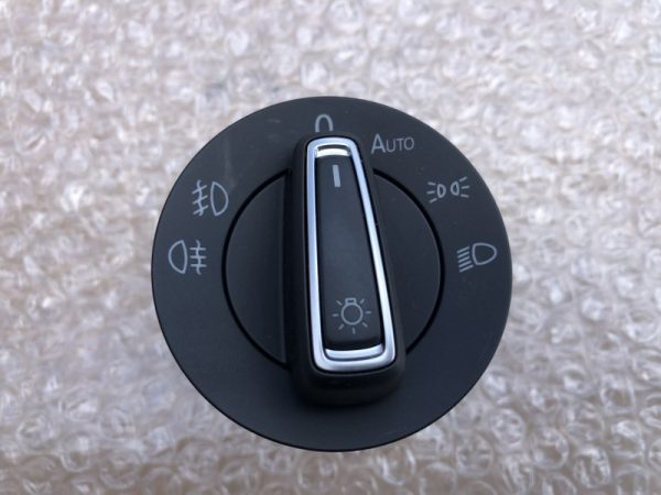 Bloc lumini VW Tiguan din 2016 2017 2018 2019 5G0941431BD 5G0 941 431 BD - Dezmembrari Auto