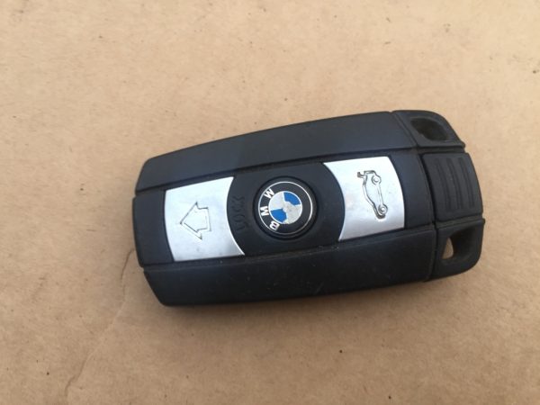 Telecomanda cheie BMW E90 - Dezmembrari Auto