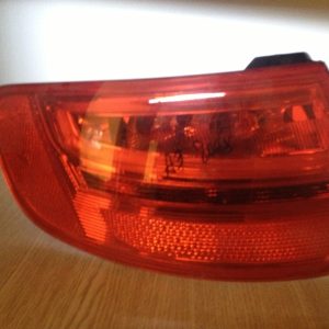 Stop stanga cu LED Audi A3 8P 8P4945095F - Dezmembrari Auto