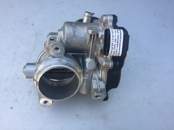Clapeta acceleratie VW Passat B8 2.0 tdi DFC 04L128059R 04L 128 059 R - Dezmembrari Auto