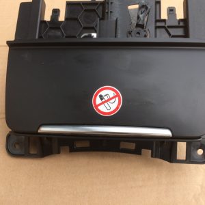 Scrumiera Audi A4 B8 2015 8K0857951C 8K0 959 751 C - Dezmembrari Auto