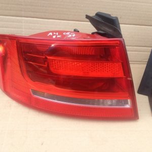 Stop stanga Audi A4 8K limuzina din 2009 8K5945095D - Dezmembrari Auto