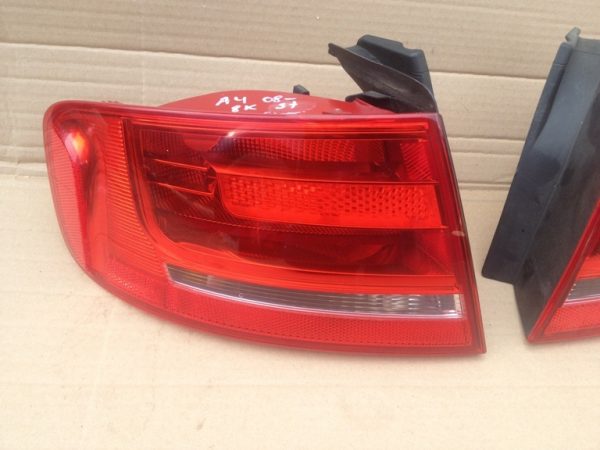 Stop stanga Audi A4 8K limuzina din 2009 8K5945095D - Dezmembrari Auto