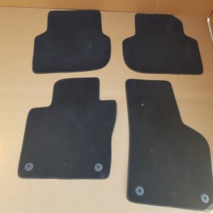 Set presuri originale VW Jetta 2016 limuzina 5C7863011A 5C7 863 011 A - Dezmembrari Auto
