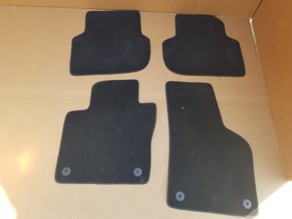 Set presuri originale VW Jetta 2016 limuzina 5C7863011A 5C7 863 011 A - Dezmembrari Auto