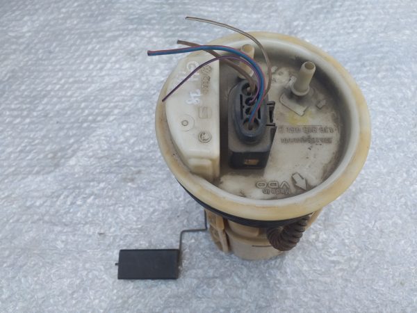 Pompa benzina din rezervor VW Golf 4 1.4 1J0919061D 1J0 919 061 D - Dezmembrari Auto