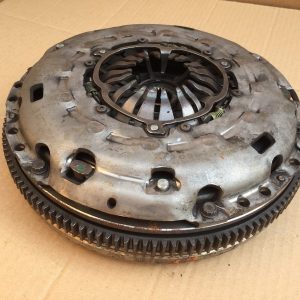 Placa presiune si disc ambreiaj VW Tiguan 2016 motor euro 6 CUV - Dezmembrari Auto