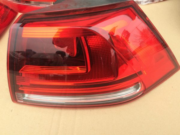 Stop dreapta VW Golf 7 MK7 hatchback 5G0945096B 5G0 945 096 B - Dezmembrari Auto