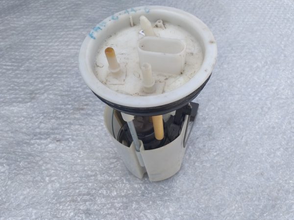 Pompa benzina din rezervor Skoda Fabia 2 2011 1.2 6R0919051 6R0 919 051 - Dezmembrari Auto