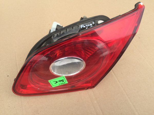 Stop dreapta capota spate portbagaj VW Passat CC 3C8945094D 3C8 945 094 D - Dezmembrari Auto