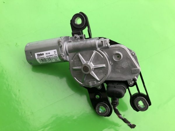 Motoras stergator haion VW Tiguan II din 2017 5G0955711A 5G0 955 711 A - Dezmembrari Auto