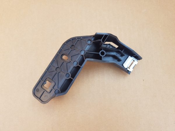 Suport consola centrala VW Jetta 2016 5C7863442A 5C7 863 442 A - Dezmembrari Auto