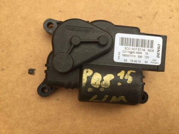 Motoras aeroterma VW Passat B8 1.4 tsi 5Q0907511A 5Q0 907 511 A - Dezmembrari Auto