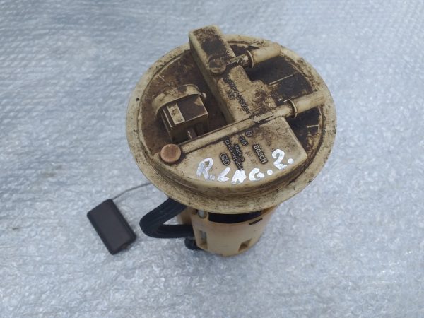 Sonda litrometrica Renault Laguna 2 1.9 TDI 8200004953 - Dezmembrari Auto