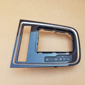 Ornament schimbator de viteze automat black piano VW Jetta 2016 5C7713203H 5C7 713 203 H - Dezmembrari Auto