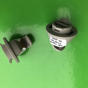 Clipsuri parasolar VW Tiguan II din 2017 2018 2019 2020 2021 - Dezmembrari Auto