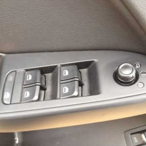 Butoane geamuri electrice sofer Audi A4 B8 8K0959851D - Dezmembrari Auto