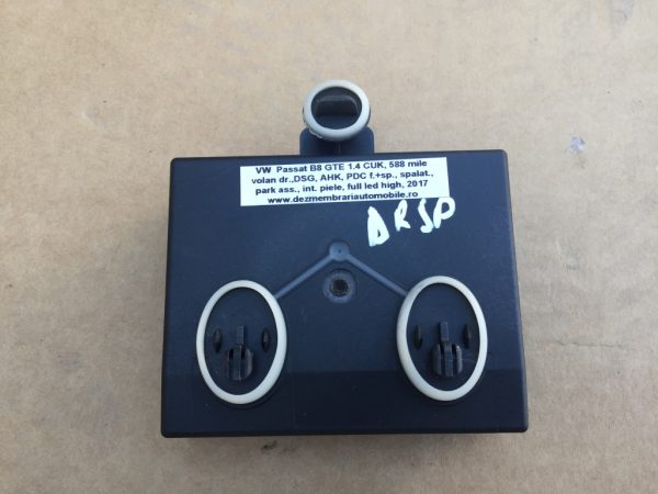 Calculator confort usa dreapta spate VW Passat B8 5Q0959595B 5Q0 0959 595 B - Dezmembrari Auto