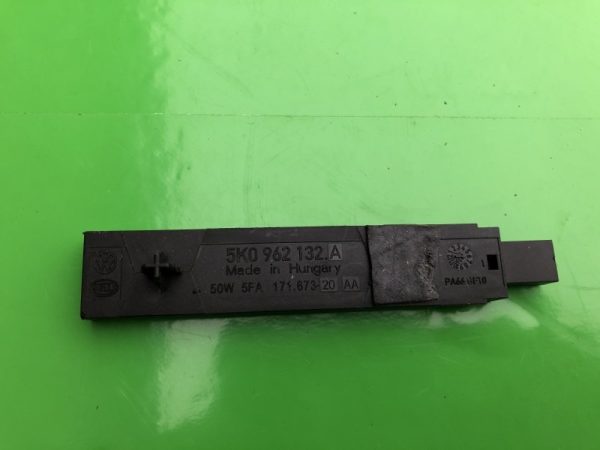 Senzor keyless entry VW Tiguan II din 2017 5K0962132A 5K0 962 132 A - Dezmembrari Auto