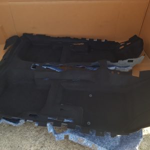 Mocheta podea interior VW Jetta 2016 limuzina 5C7863367E 5C7 863 367 E - Dezmembrari Auto