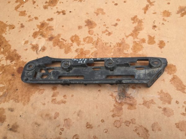 Suport dreapta bara fata VW Touran 1T0807050 1T0 807 050 - Dezmembrari Auto