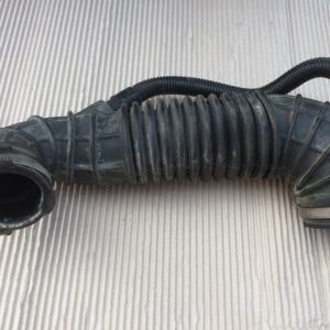 Furtun intercooler Audi Q5 2.0 TDI 03G129629C 03G 129 629 C - Dezmembrari Auto