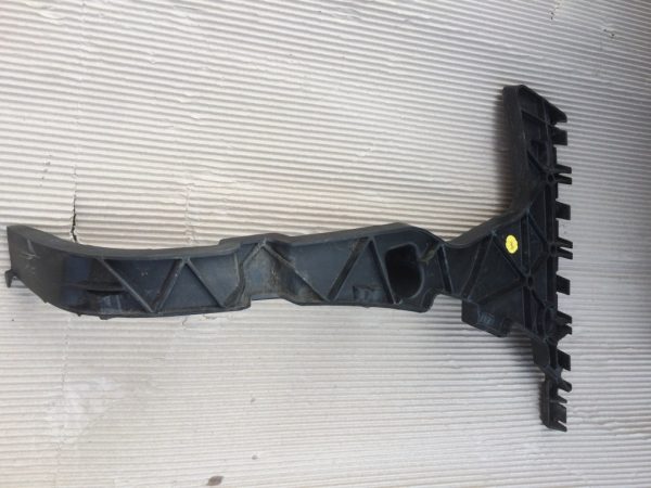 Suport dreapta bara spate Audi Q5 8R0807454 8R0 807 454 - Dezmembrari Auto