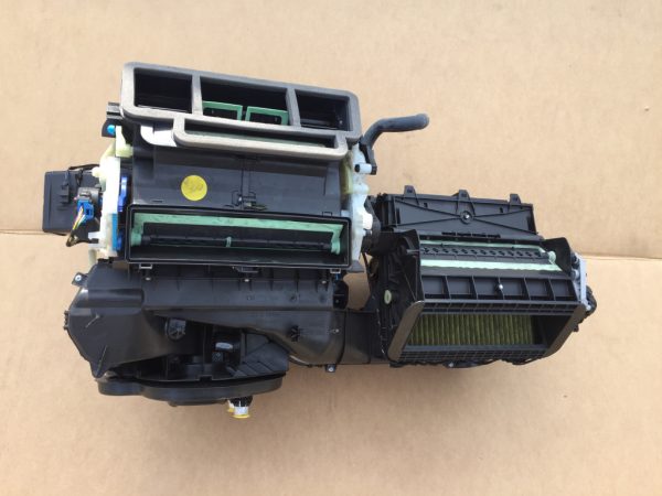 Tulumba completa VW Golf 7 volan dreapta 3Q2816005G 3Q2819021 - Dezmembrari Auto