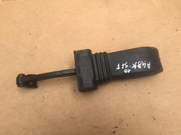 Opritor usa stanga fata Audi A4 B8 2009 8K0837267E 8K0 837 267 E - Dezmembrari Auto