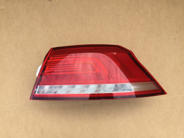 Stop dreapta aripa VW Passat B8 limuzina 3G5945096 3G5 945 096 - Dezmembrari Auto