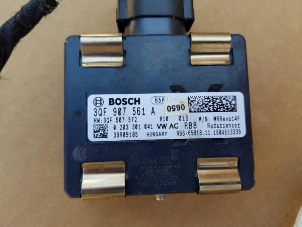 Distronic ACC radar senzor 3QF907561A 3QF 907 561 A VW Arteon Passat B8 Golf VII - 0 km - Dezmembrari Auto