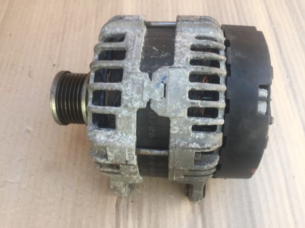 Alternator Audi A4 B8 2013 limuzina S-LINE 2.0 tdi CJC 03L903017 03L 903 017 - Dezmembrari Auto