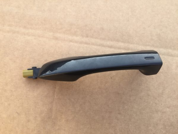 Maner keyless go usa dreapta spate VW Passat B8 - Dezmembrari Auto