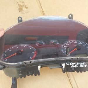 Ceasuri bord Seat Cordoba Vario 1.4 2002 6K0920801A 6K0 920 801 A - Dezmembrari Auto