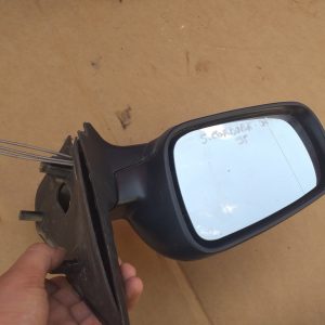 Oglinda stanga Seat Cordoba Vario 1.4 2002 - Dezmembrari Auto