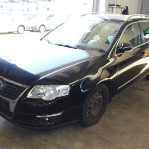 Dezmembrez Volkswagen Passat B6 2009 variant 2.0 TDI CBB - Dezmembrari Auto