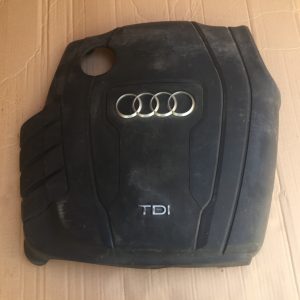 Capac motor Audi A4 B8 2013 2.0 tdi CJC 03C103925AB 03C 103 925 AB - Dezmembrari Auto