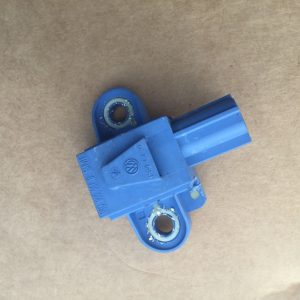 Senzor VW Passat B6 1K0955557B 1K0 955 557 B - Dezmembrari Auto