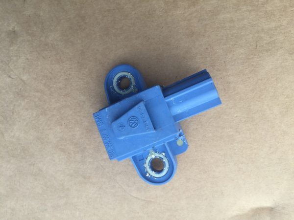Senzor VW Passat B6 1K0955557B 1K0 955 557 B - Dezmembrari Auto