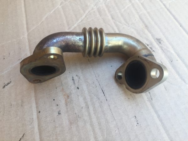 Conducta EGR Audi A4 B8 2013 tdi CJC 03L131521J 03L 131 521 J - Dezmembrari Auto