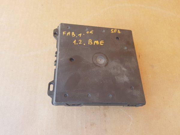 Calculator confort Skoda Fabia 1 6Q2937049F 6Q2 937 049 F - Dezmembrari Auto