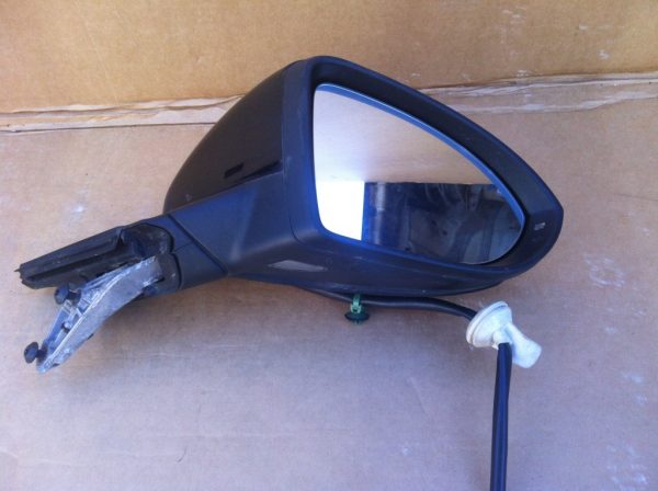 Oglinda rabatabila electric dreapta VW Golf 7 - Dezmembrari Auto