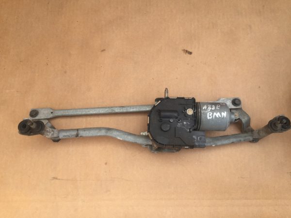 Ansamblu stergatoare cu motoras Audi A3 8P 8P1955023K 8P1 955 023 K - Dezmembrari Auto