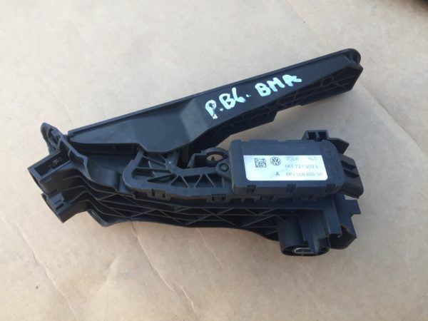 Pedala acceleratie VW Passat B6 BMA 1K1721503L 1K1 721 503 L - Dezmembrari Auto