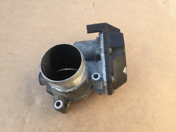 Clapeta acceleratie Audi Q5 2.0 tdi 03L128063B 03L 128 063 B - Dezmembrari Auto