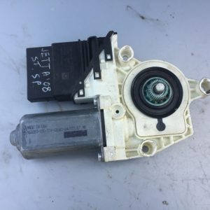 Motoras macara geam stanga spate VW Jetta 2008 1K5839401G 1K5 839 401 G - Dezmembrari Auto
