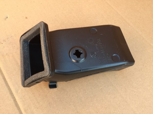 Tubulatura aer Volkswagen Passat B8 3G0864256 3G0 864 256 - Dezmembrari Auto
